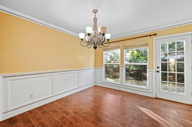 Building Photo - 3 Bedroom, 2.5 Bath Home in Flower Mound