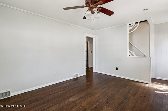 Building Photo - 15 Woolley Ave