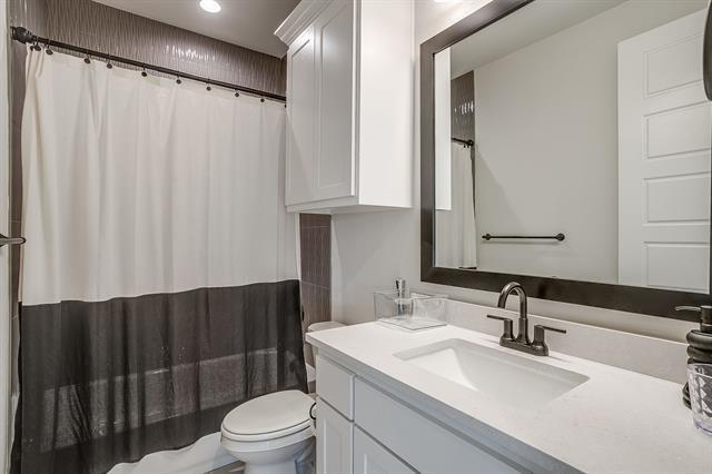 Building Photo - 408 Mah Cheta St