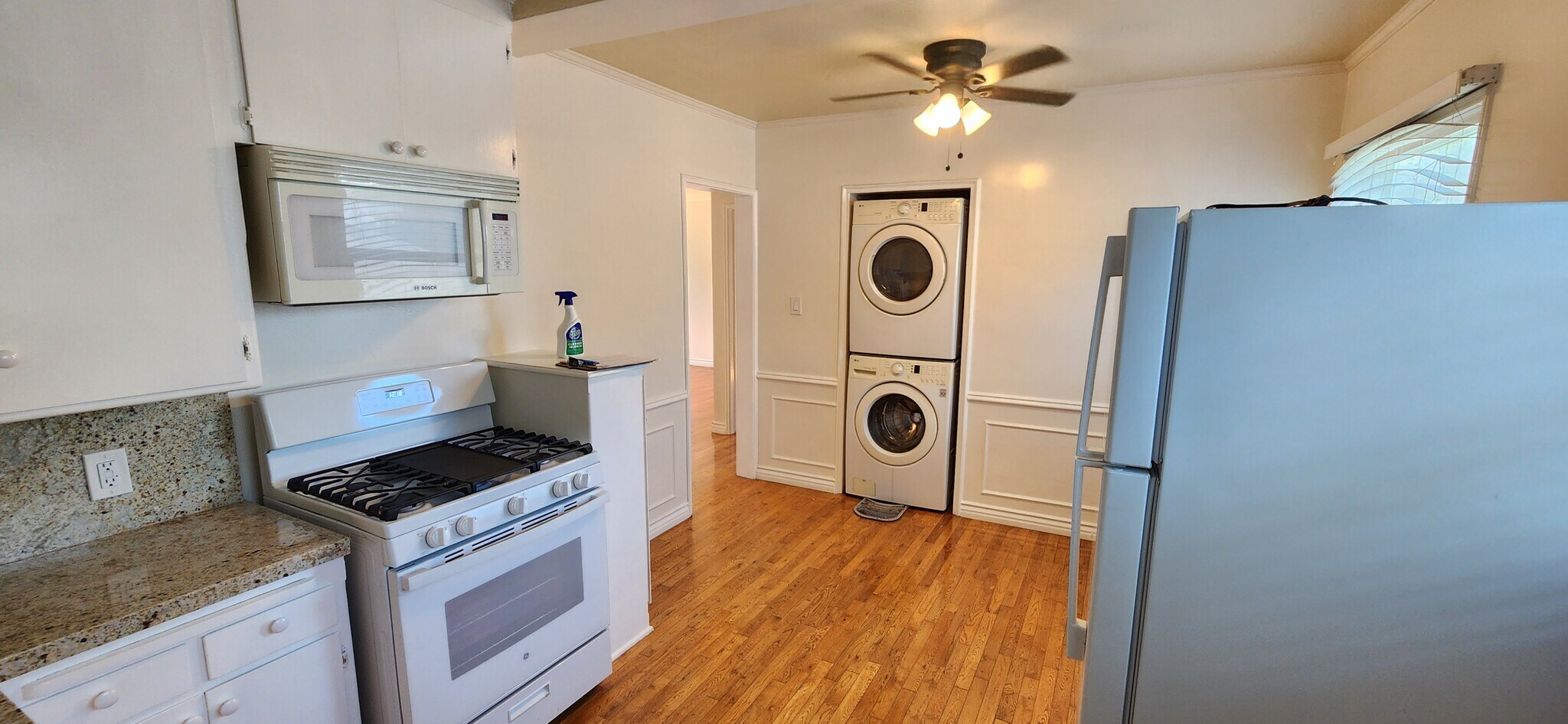 Building Photo - 10641 Whipple St