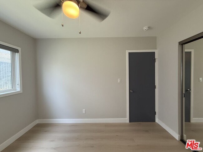 Building Photo - 1505 Cochran Ave