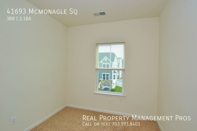 Building Photo - 41693 McMonagle Square