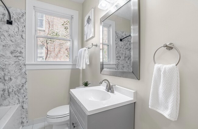 Building Photo - Pre-Leasing for the 26-27 School Year! - C...