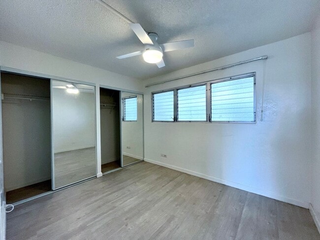 Building Photo - Stylish 2 Bed / 2 Bath Condo in Colonnade ...
