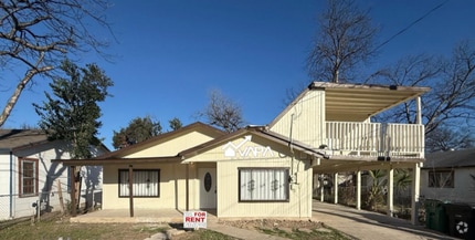 Building Photo - 206 Southlawn Ave