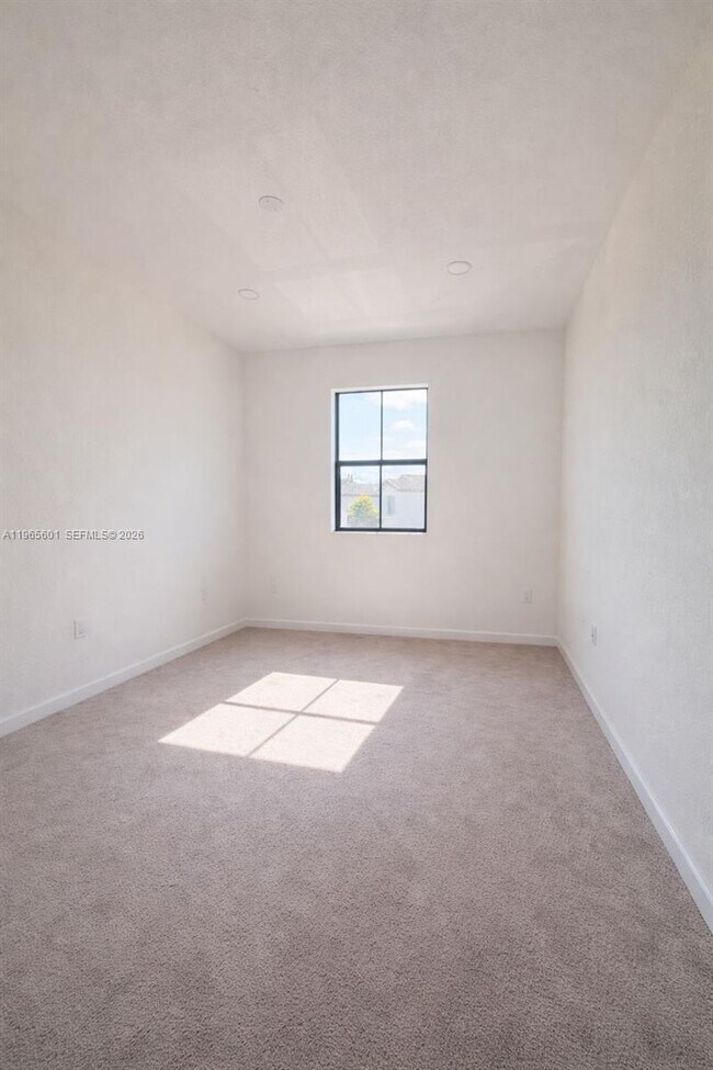 Building Photo - 12767 SW 230th Ter