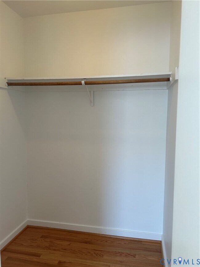 Building Photo - 18086 Old Ridge Rd