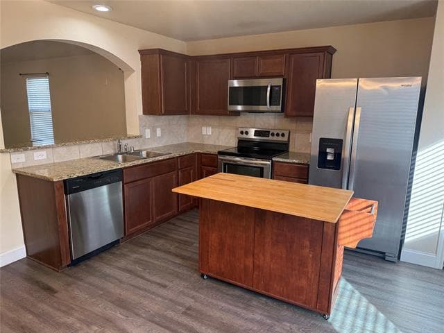 Building Photo - 1052 Decker Dr