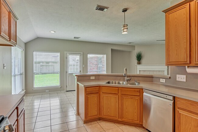 Building Photo - 6403 Sagewalk Ct