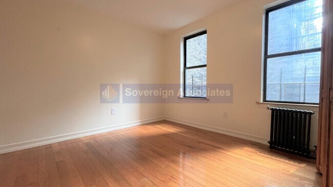 Building Photo - 79 Haven Ave