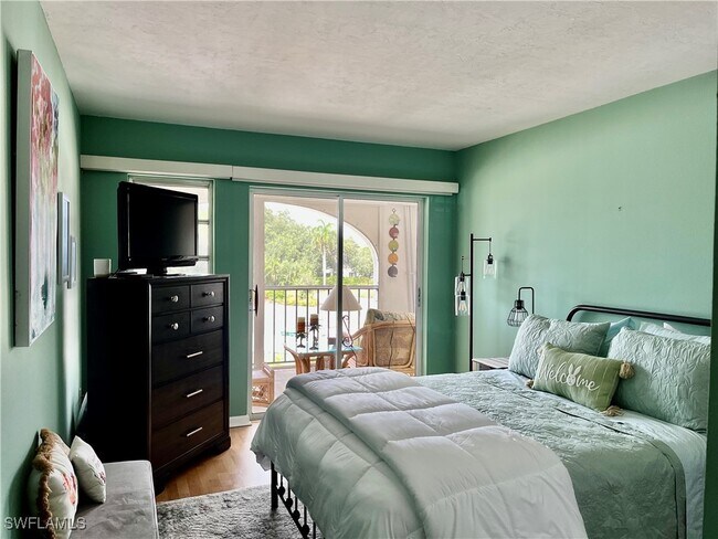 Building Photo - 53 High Point Cir W