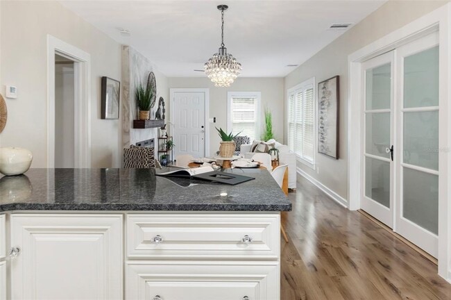 Building Photo - 701 38th Ave N