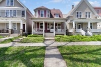 Building Photo - KK - 3205/07 N Bartlett