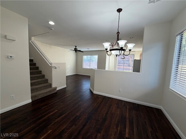 Building Photo - 287 Red Eucalyptus Dr