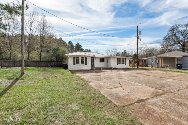 Building Photo - 5834 US-80