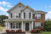 Building Photo - 219 Chattaroy Dr