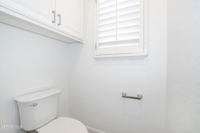 Building Photo - 918 Bellacumbre Dr