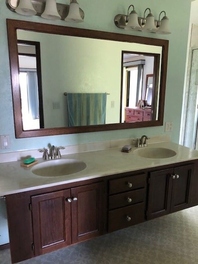 Building Photo - STATUS: AVAILABLE  | R178 | $2395