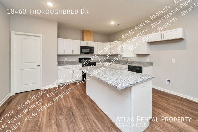 Building Photo - 18460 Thoroughbred Dr