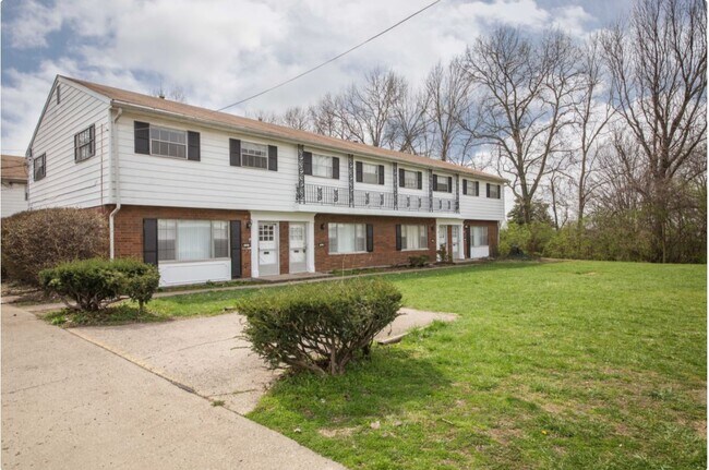 Building Photo - 3341 Lakeview St