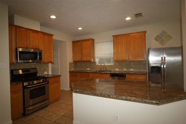 Building Photo - 7031 Thistlewood Park Ct