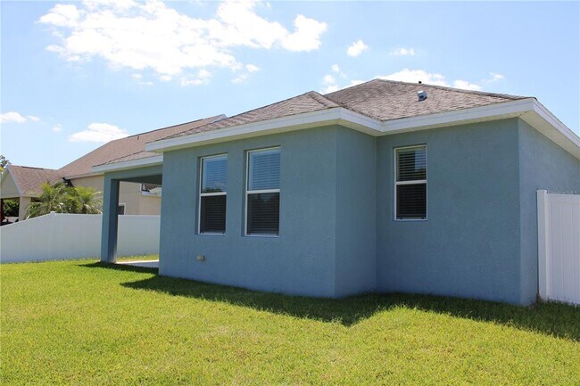 Building Photo - 5024 119th Terrace E