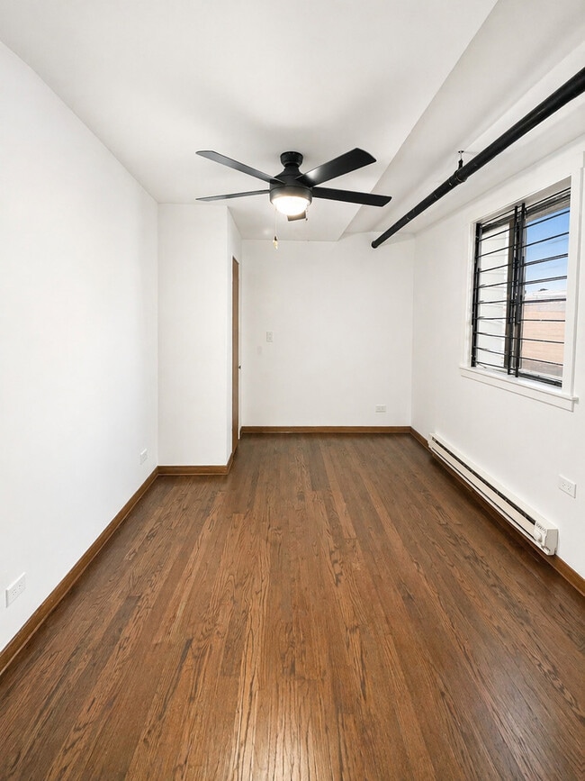 Building Photo - 1509 E 54th St