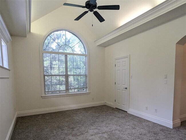 Building Photo - 11301 Taylor Draper Ln