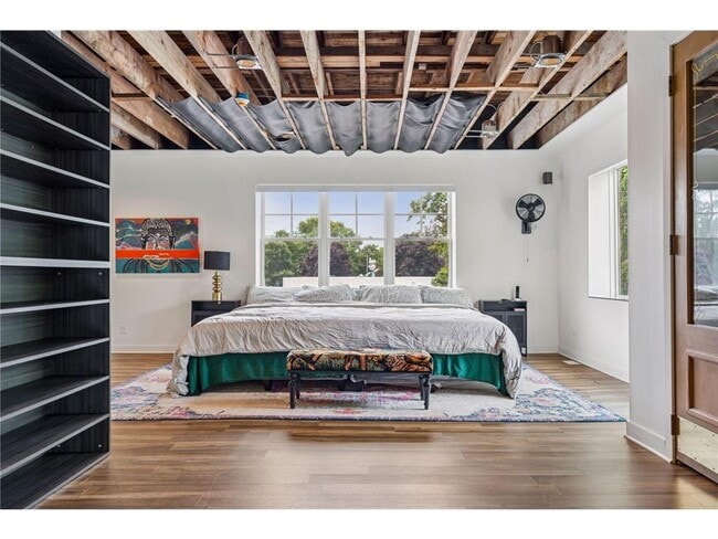 Building Photo - 1290 Snelling Ave N