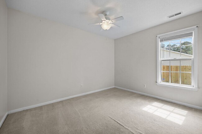 Building Photo - Welcome to Jumping Run Creek!