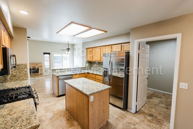 Building Photo - Beautiful 4 bed / 2 bath / 1,708 sqft Single Story Home in Rio Vista community of Oceanside