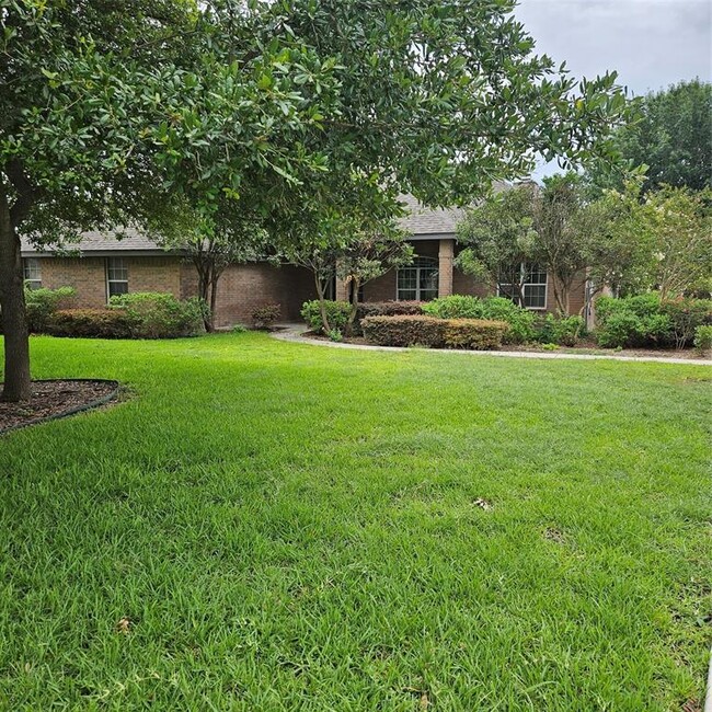 Primary Photo - 1439 Savannah Prairie