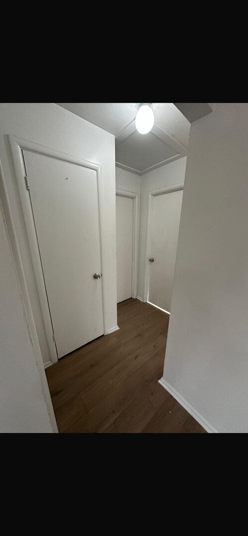 Building Photo - This is a 4 bedroom 1 bathroom house it has a spacious living room and full kitchen that comes wi...