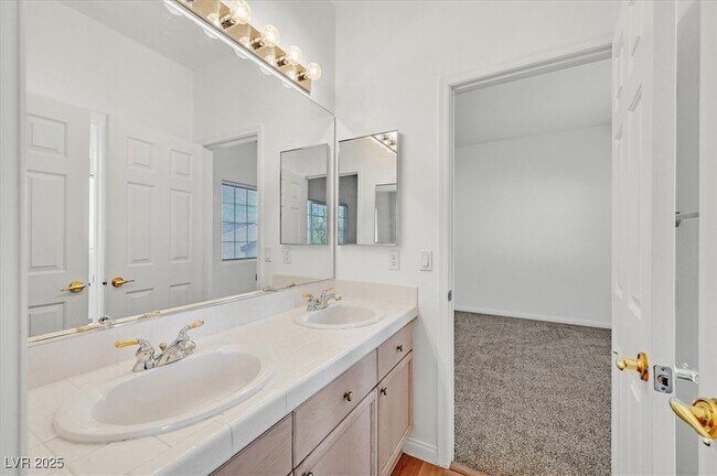 Building Photo - 8845 Zurich Ct