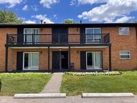 Building Photo - 6262 Eastridge Dr
