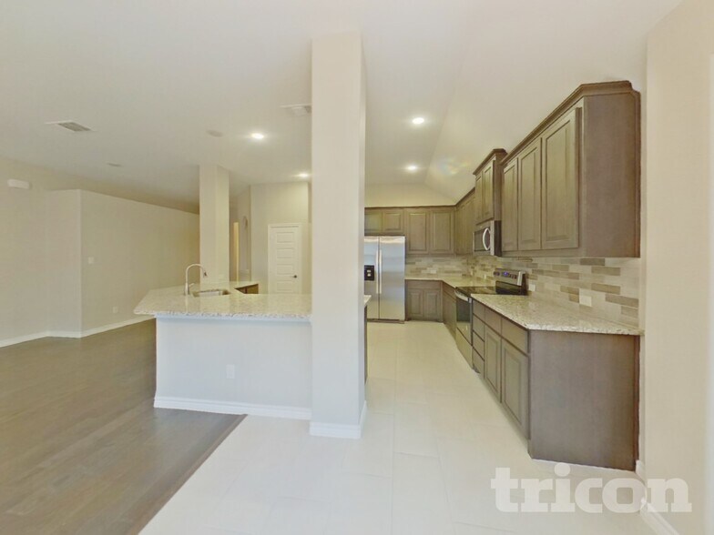 Building Photo - 4212 Ambergate Dr