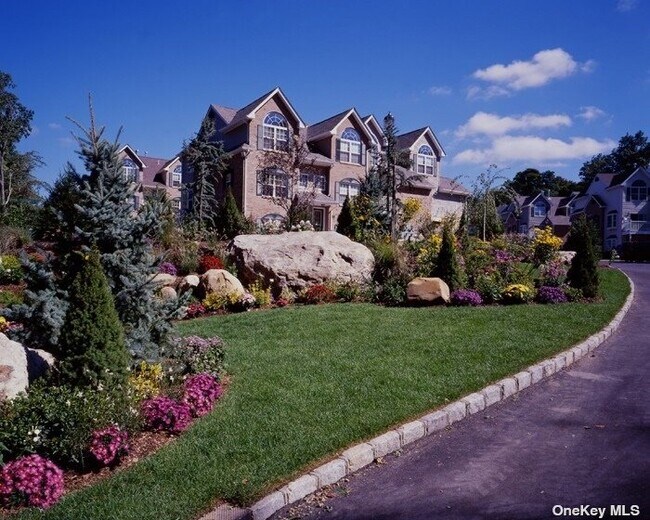 Primary Photo - 52 Pinnacle Dr