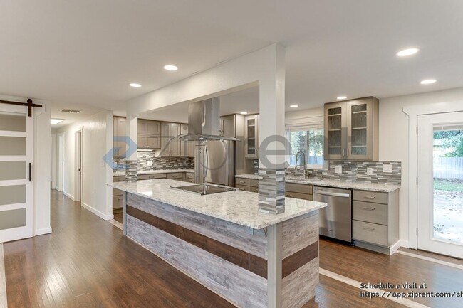 Building Photo - 4640 191st St SW