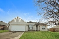 Building Photo - 4303 SW Brownstone Ave