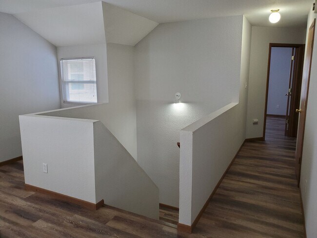 Building Photo - Beautiful home near Lake Sherwood. Washbur...