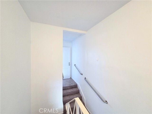 Building Photo - 873 E Turmont St