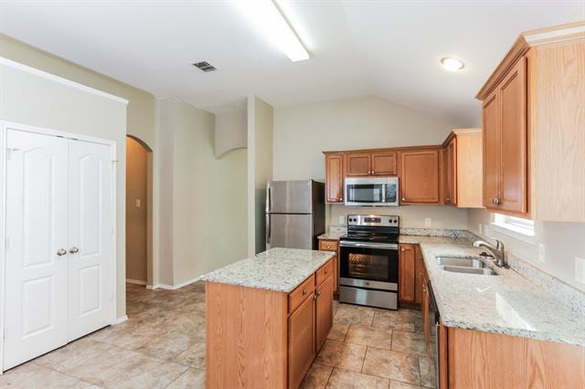 Building Photo - 1723 Katrina Ln