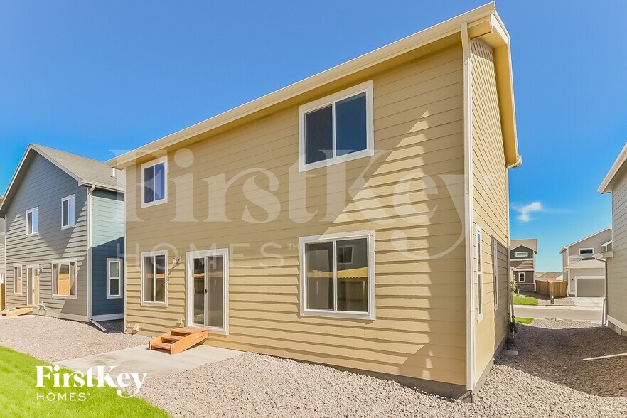 Building Photo - 10633 Luneth Dr
