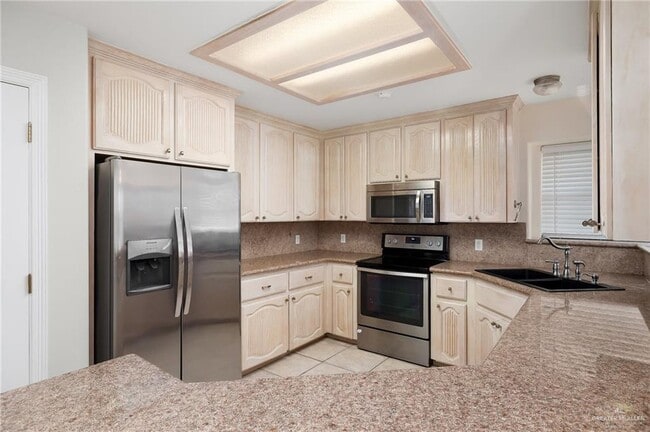 Building Photo - 15 N 24th St