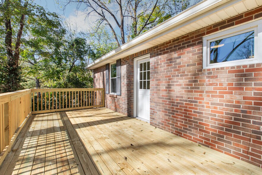 Building Photo - 203 Theodore Rd