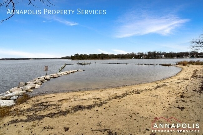Building Photo - 1707 Ridgely Rd