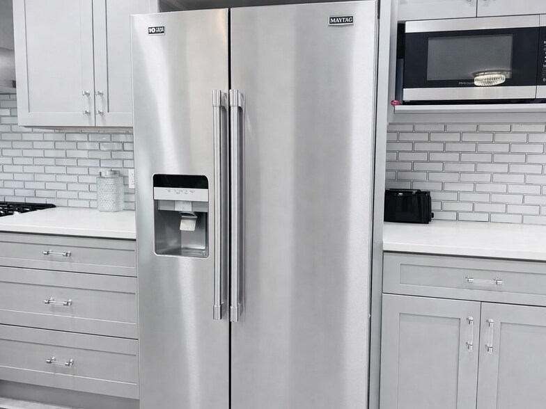 Building Photo - 2124 Zelda Dr NE