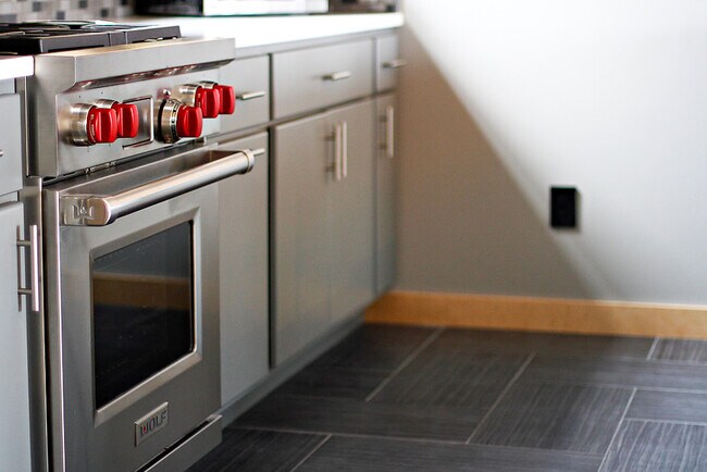 Building Photo - 517 Ocean House Rd