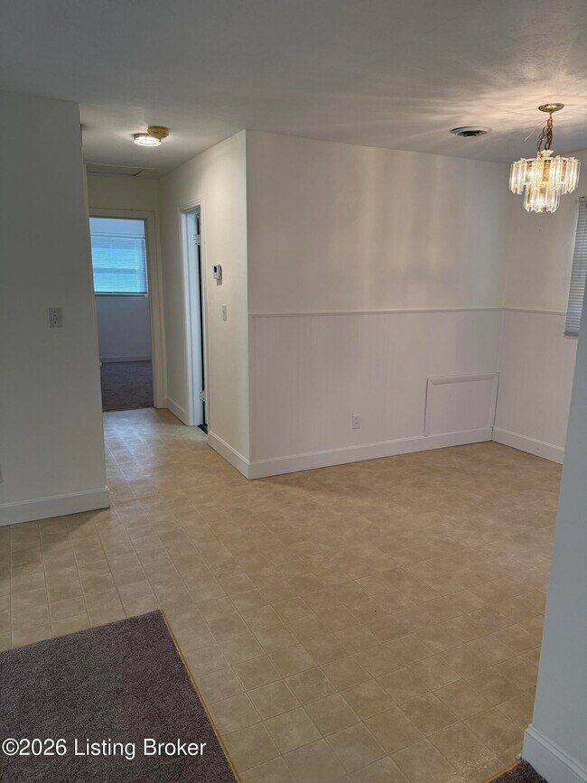 Building Photo - 4701 Palma Rd