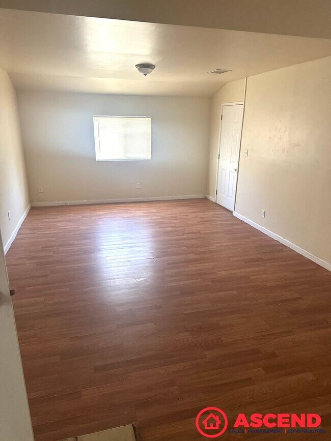 Building Photo - MOVE-IN SPECIAL — Just the Deposit Gets You In the Door!